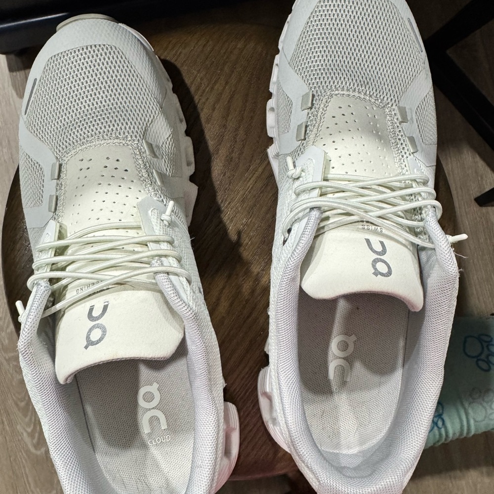On Running Light Gray Athletic Shoes